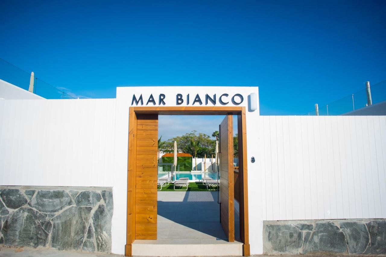 Mar Bianco - Gay Men Only Aparthotel มาสปาโลมาส ภายนอก รูปภาพ